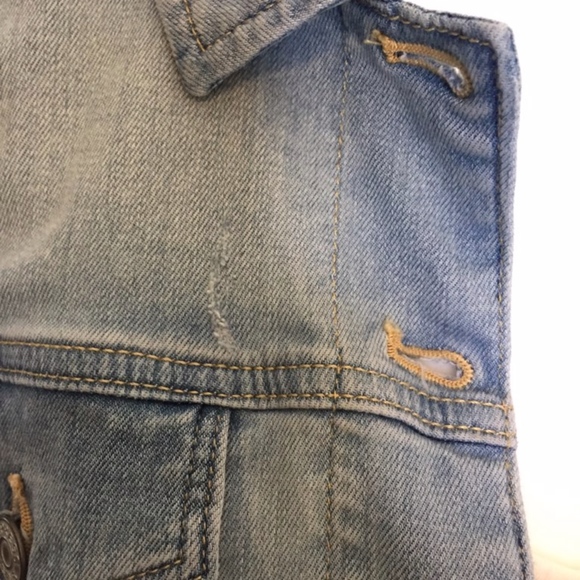 Express Jeans Denim Jacket Gently Used - Picture 2 of 3